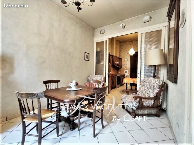 Maison 6 pièces 165 m² · à La Réole · 165 m² · 99 000 €