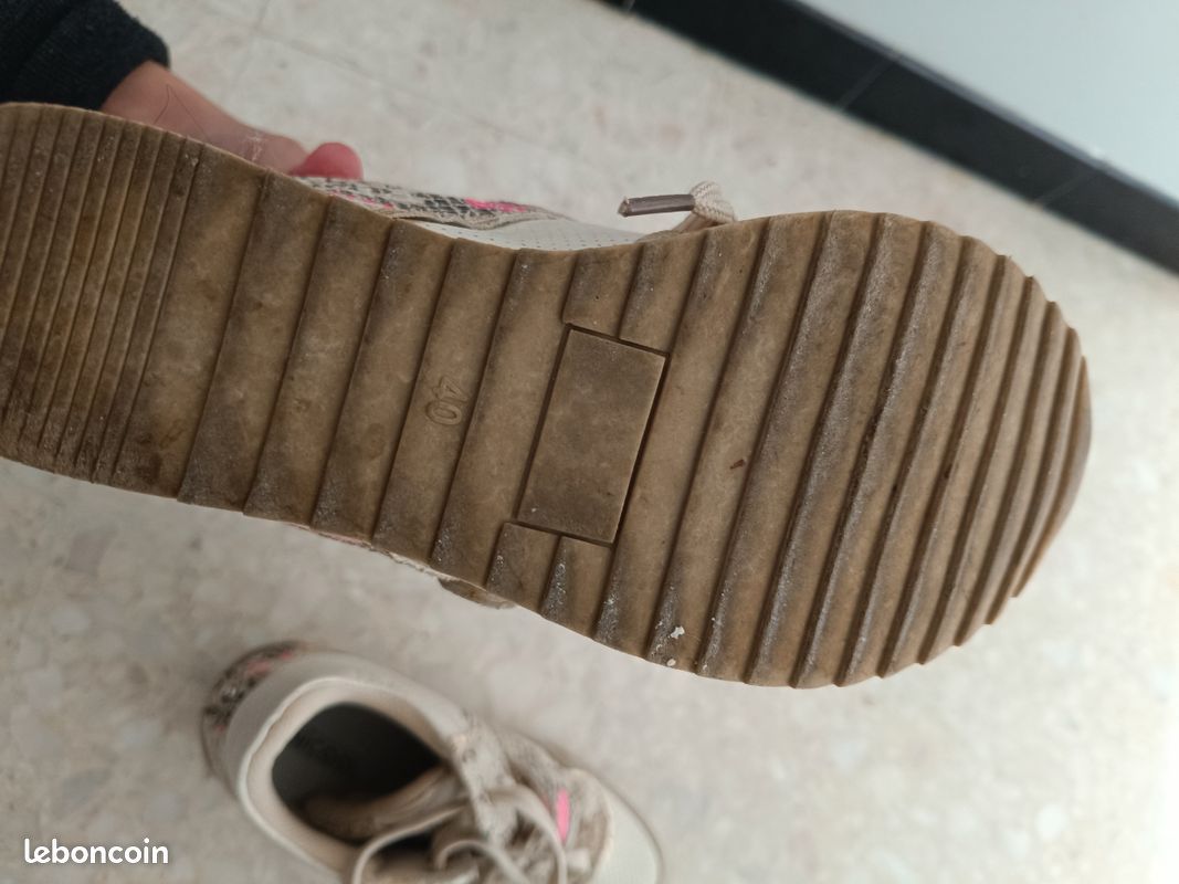 Paire de basket compensées motif serpent (image 4)
