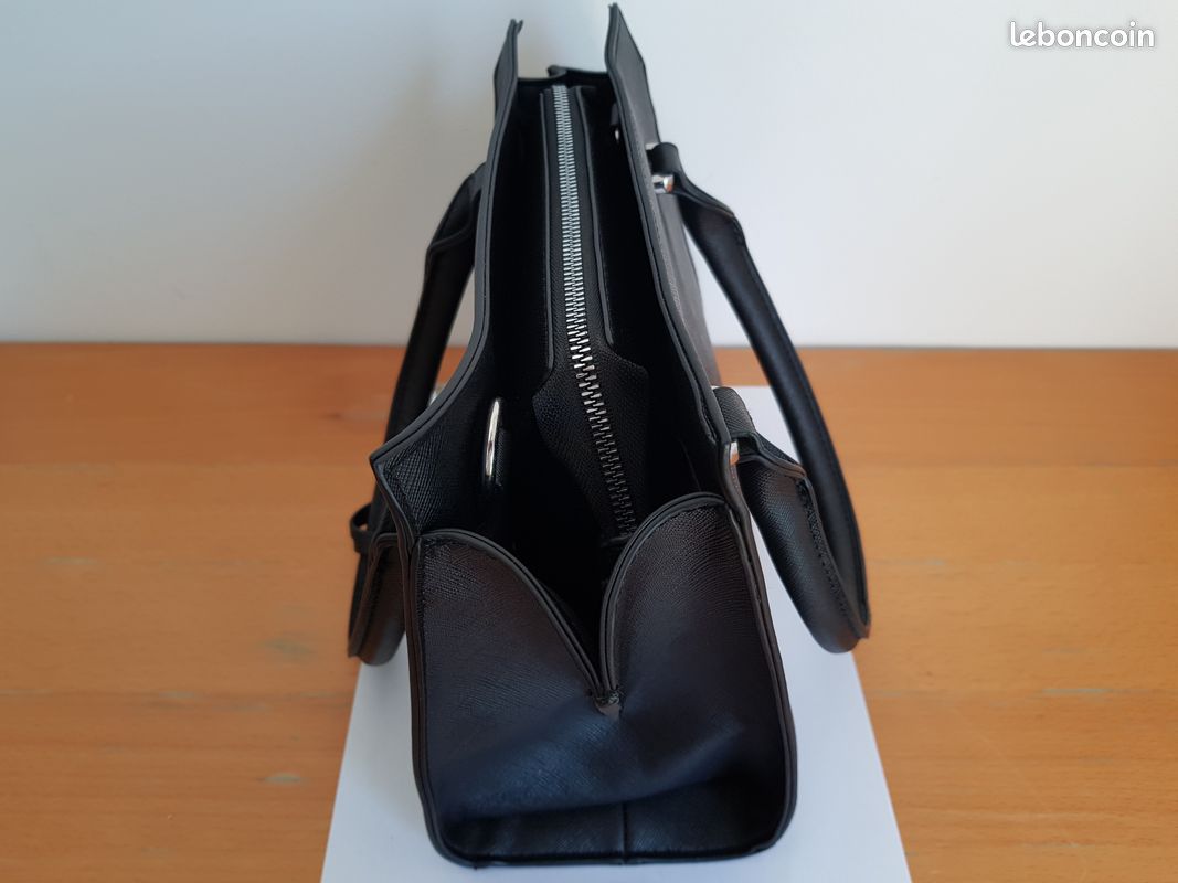 Sac à Main Jennyfer Noir En Polyester - Occasion - Pour Femme
