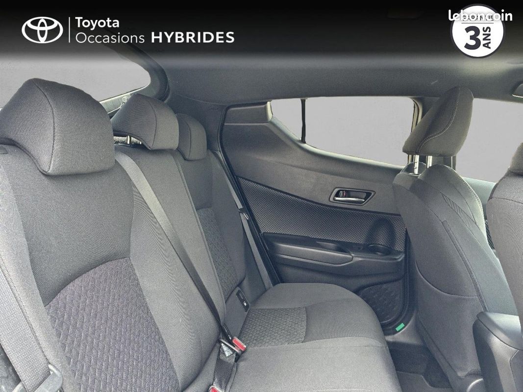 Toyota C-HR 2.0 Hybride 184ch Design Ultimate E-CVT (image 7)