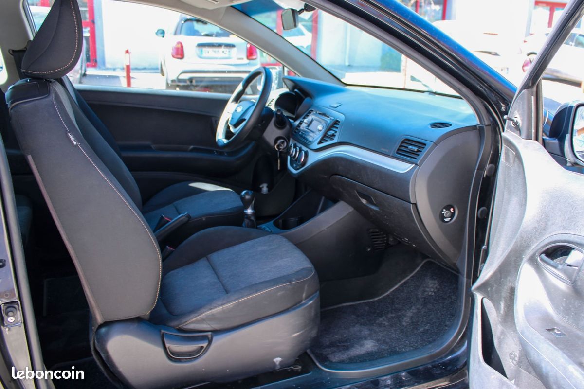 Kia picanto 1.0l 70ch style (image 22)