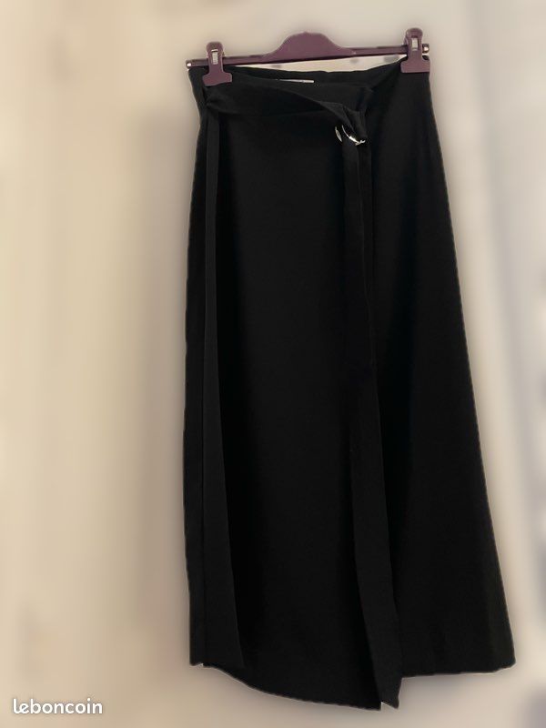 Jupe noire portefeuille (image 1)
