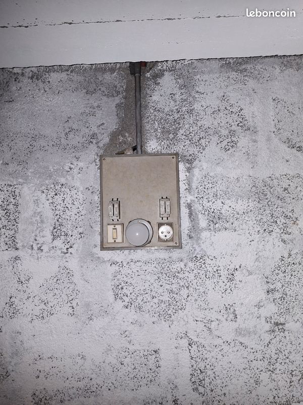 Garage (image 3)
