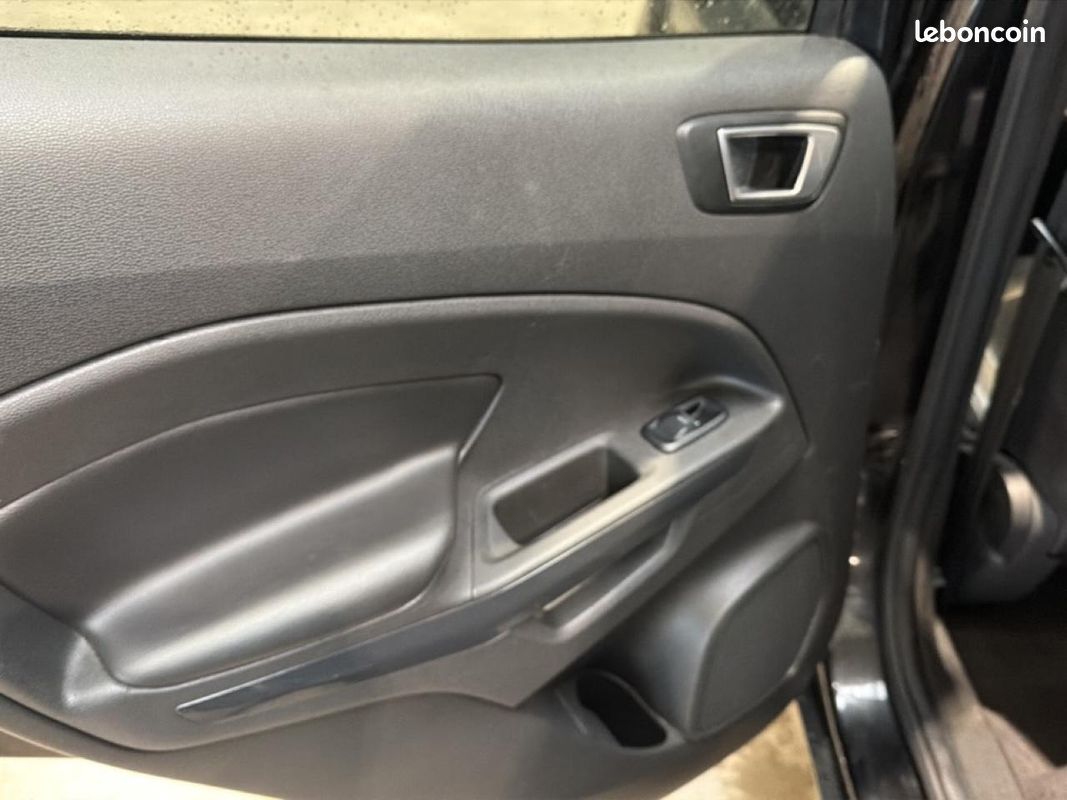 FORD ECOSPORT 1.0 ecoboost 140 st-line (image 9)