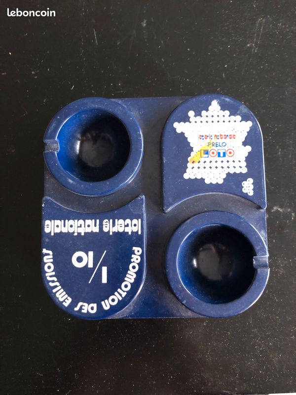 Lot 3 anciens cendriers plastiques LOTO loterie nationale (image 2)