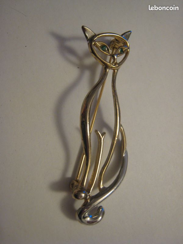 Broche Vintage Chat A.J.C – Métal Doré Mat Et Brillant – Bijou Occasion