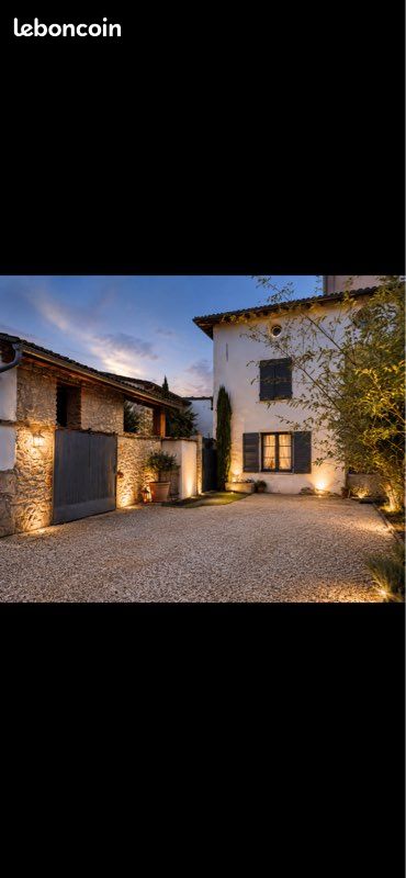 Maison 8 pièces 267 m² · à Millery · 267 m² · 699 000 €