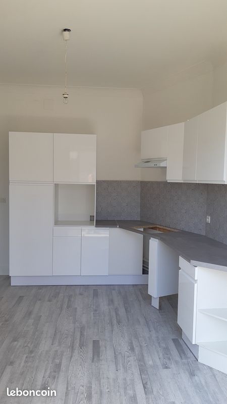 Appartement 4 pièces 82 m² · à Saint-Priest-en-Jarez · 82 m² · 120 000 €