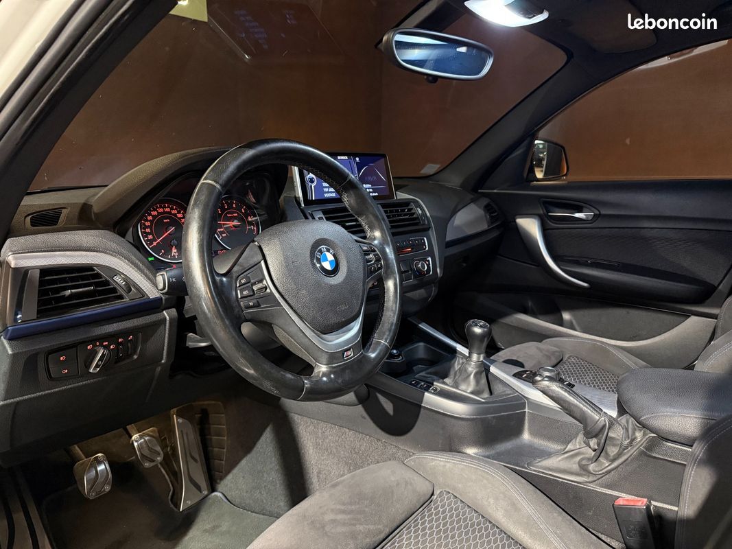 BMW SERIE 1 F20 16i SportLine (image 18)