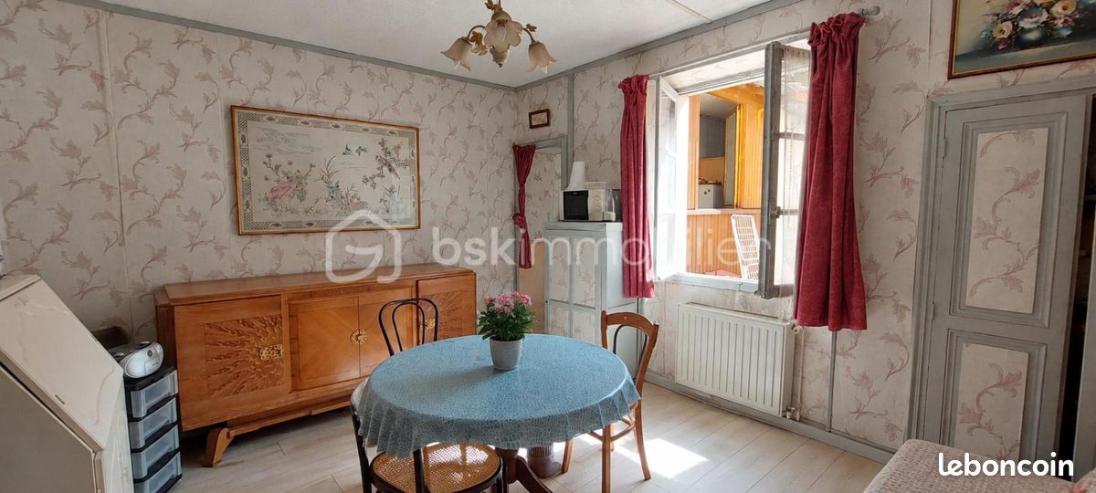 Immeuble 6 pièces 166 m² · à Poitiers · 166 m² · 179 000 €