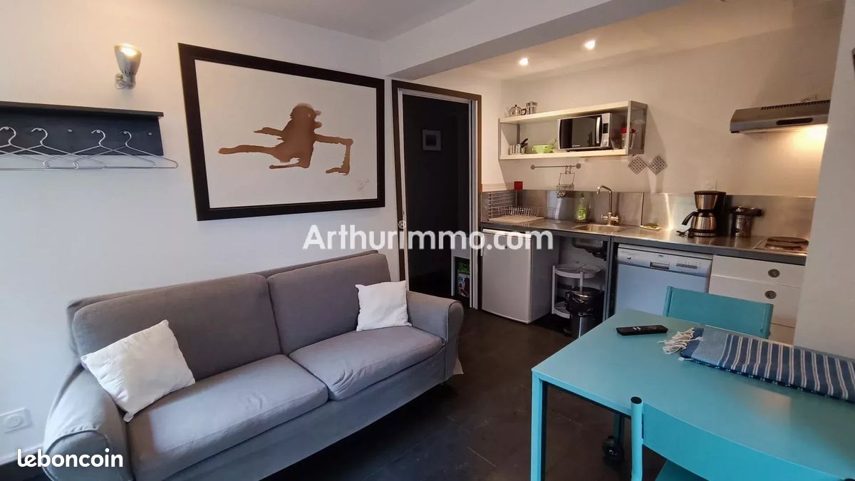 Appartement 1 pièce 27 m² · à Lons-le-Saunier · 27 m² · 600 €/mois