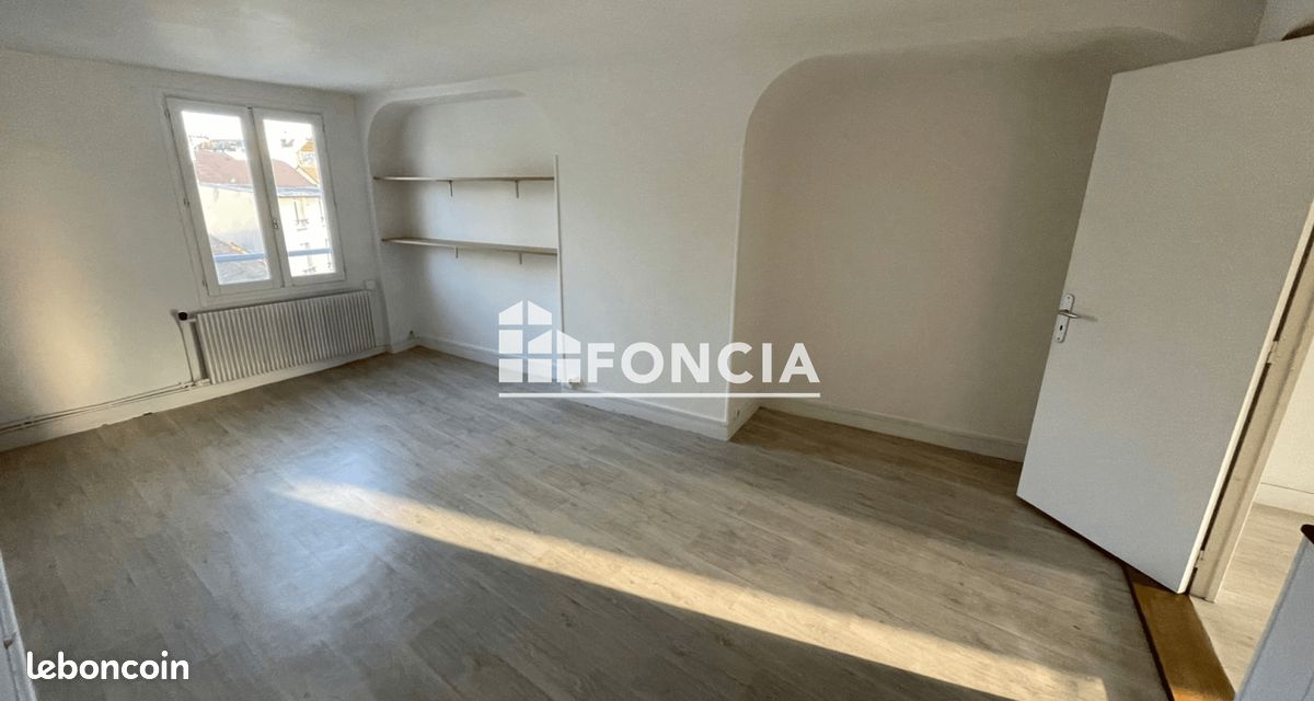 Appartement 3 pièces 74 m² · à Saint-Germain-en-Laye · 74 m² · 1 319 €