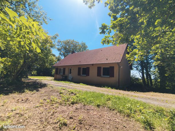 Maison plain-pied 103m² – Terrain boisé 7 347m² – 15 min Montluçon – Terjat