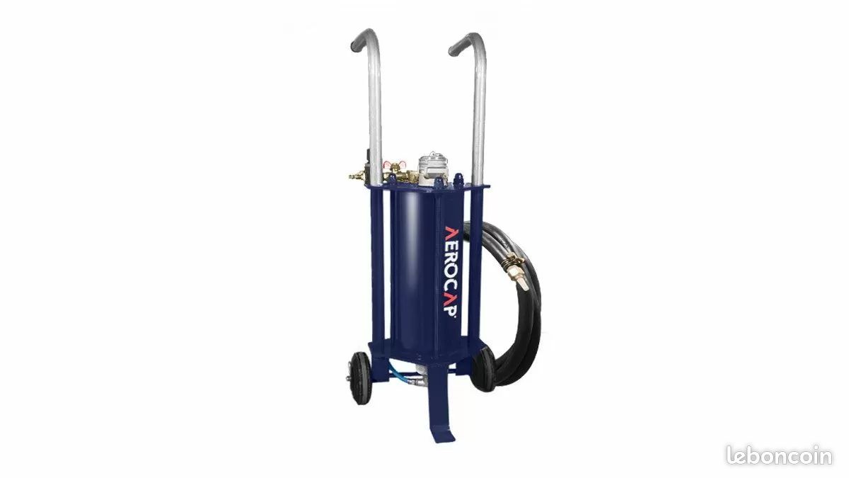 Sableuse aerocap501 4 mètres + 3 sacs d'abrasifs 25kg/U + tamis + protection + buses + compresseur si nécessaire (image 2)