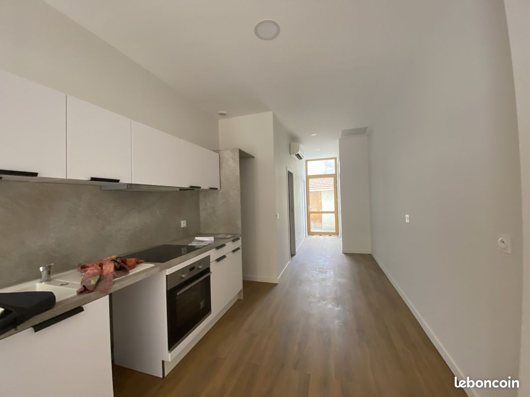 Appartement 1 pièce 32 m² · à Valence · 32 m² · 550 €/mois