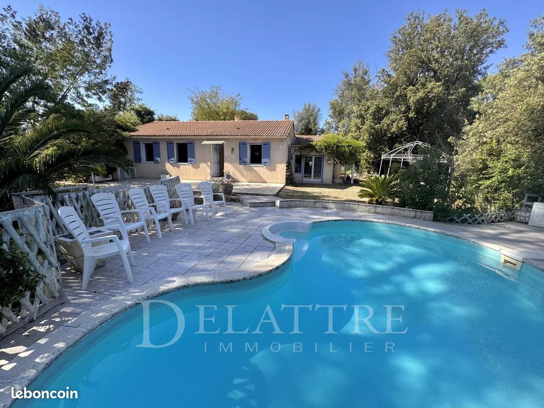 Maison 4 pièces 130 m² · à Roquefort-les-Pins · 130 m² · 670 000 €