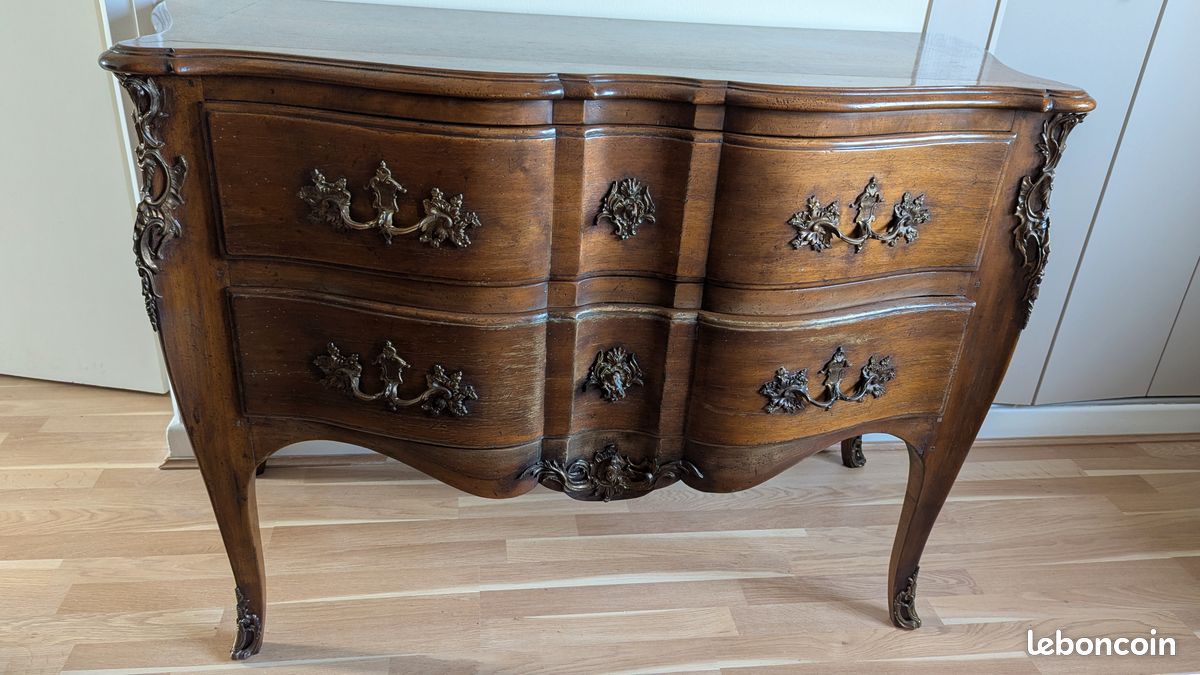 Commode style Louis XV (image 1)