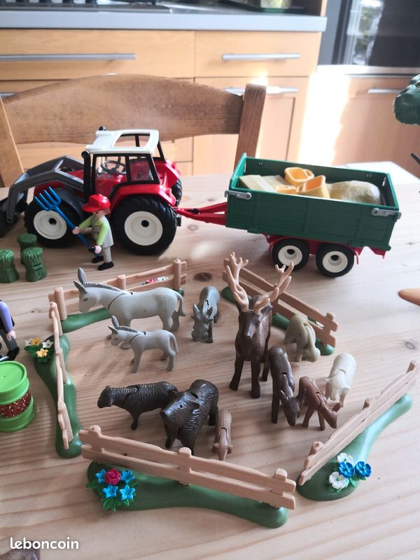 Ferme, 2 tracteurs et animaux playmobil (image 2)