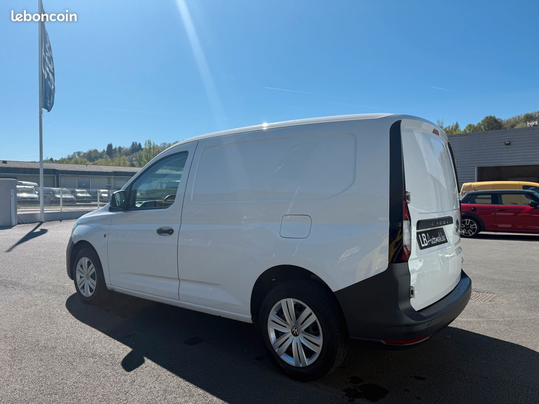 Caddy Cargo 2.0 TDi 122 cv DSG7 Business plus / 1ere main / 88300 KLM / Excellent Etat (image 7)