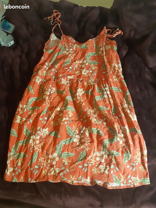 Robe fleurie (image 1)