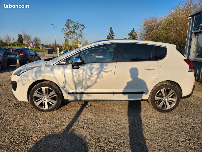 Peugeot 3008 1.6 HDI115 FAP ALLURE GARANTIE 12 MOIS (image 8)