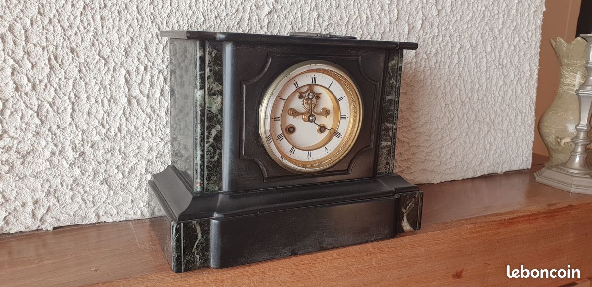 Pendule en marbre (image 2)