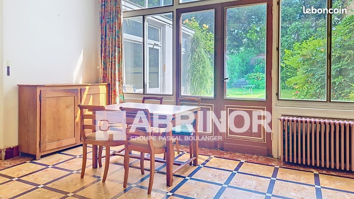 Maison 7 pièces 210 m² · à Roubaix · 210 m² · 335 000 €