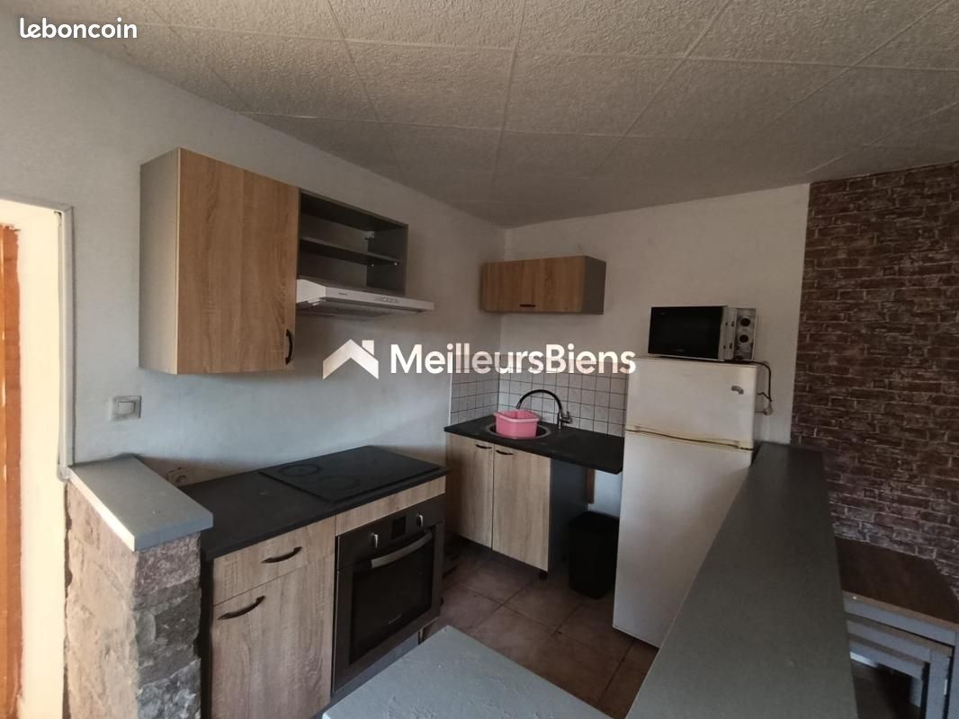 Maison 7 pièces 159 m² · à Ormoy · 159 m² · 80 000 €