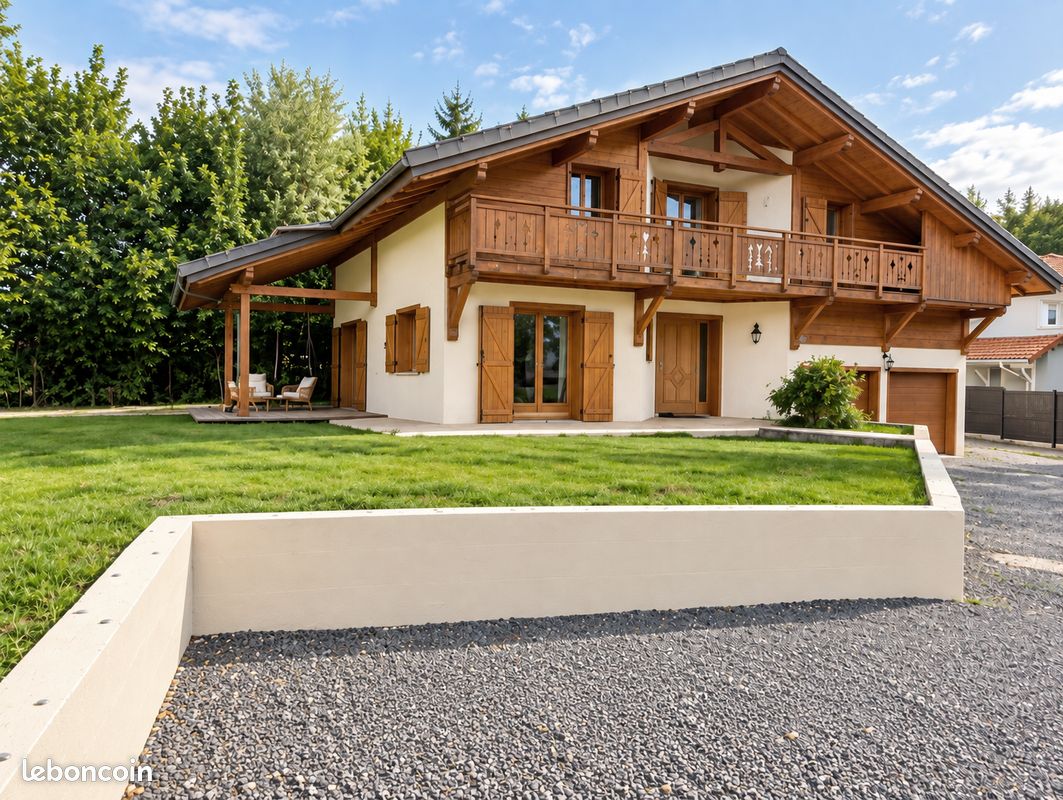 Maison 6 pièces 173 m² · à La Roche-sur-Foron · 173 m² · 645 000 €