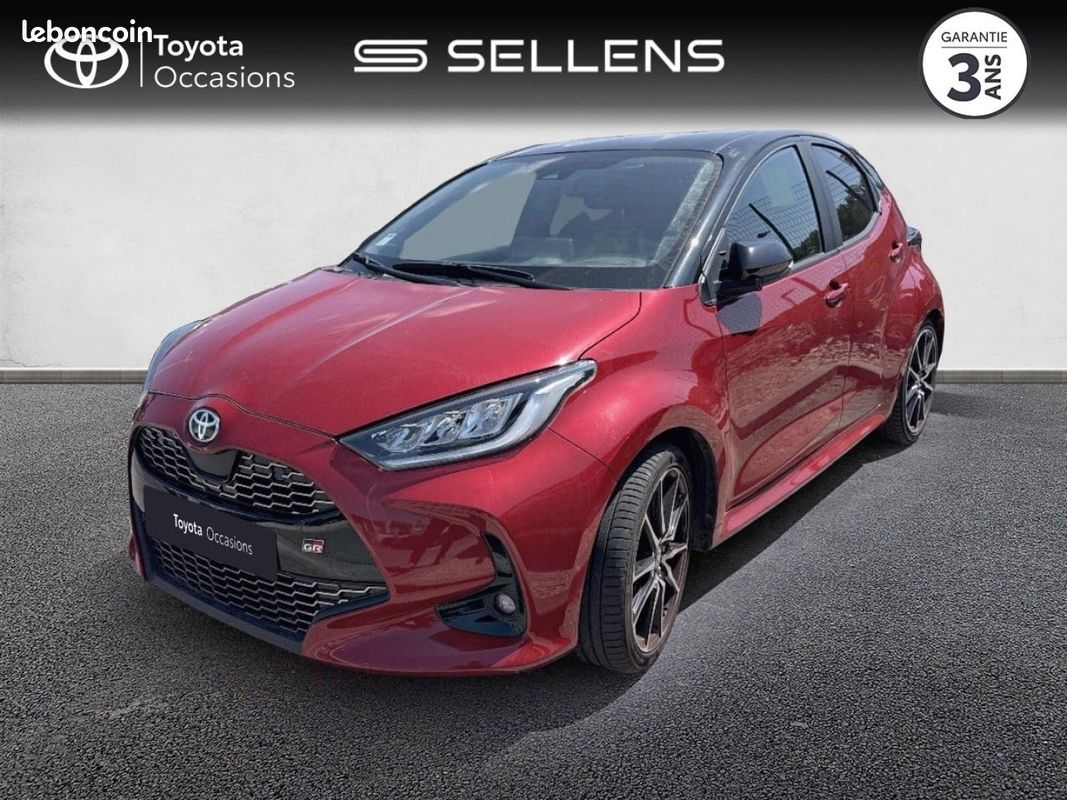 Toyota Yaris 116h GR Sport 5p MY22 (image 1)