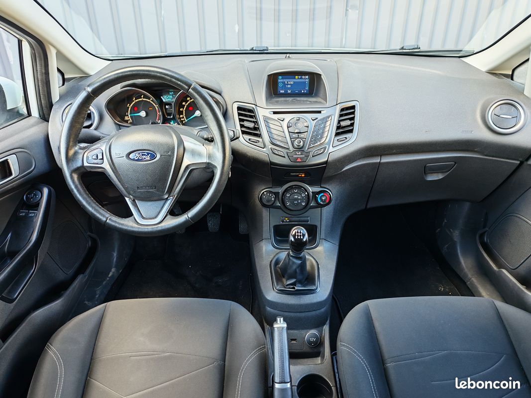 FORD FIESTA 1.0 EcoBoost S&S 100cv * DISTRIBUTION NEUVE * PNEUS NEUFS/RÉVISÉ - JANTES/BLUETOOTH (image 3)