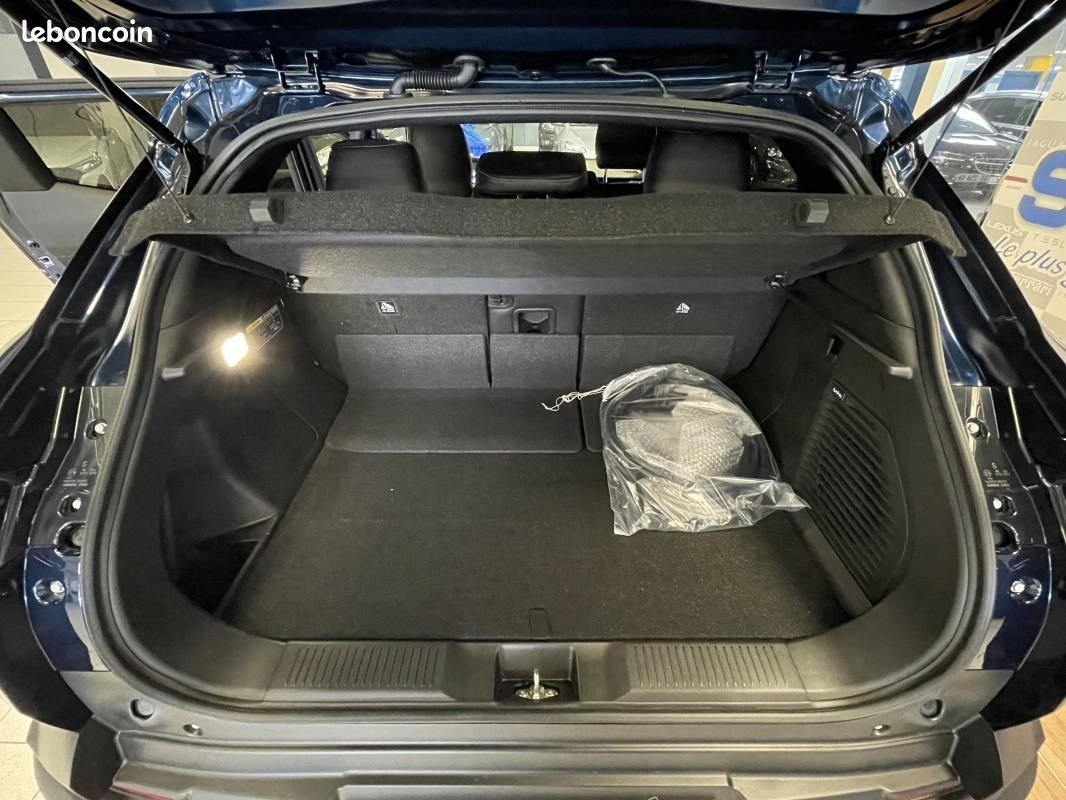 Suzuki e-vitara 61KWH STYLE (image 8)