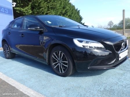 Volvo V40 D2 120CH MOMENTUM BUSINESS GEARTRONIC (image 4)
