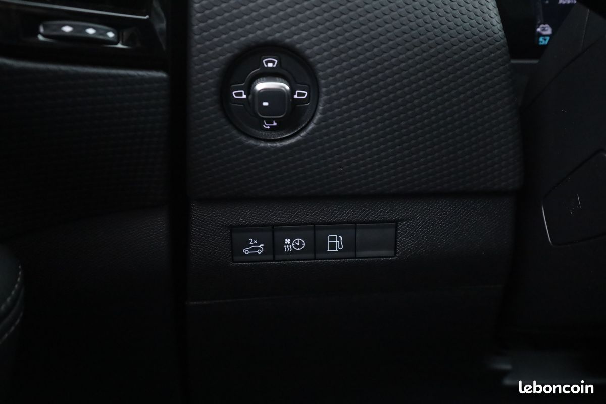 DS Automobiles DS 4 1.6 E-Tense Hybride Rivoli EAT8 225 ch (image 25)