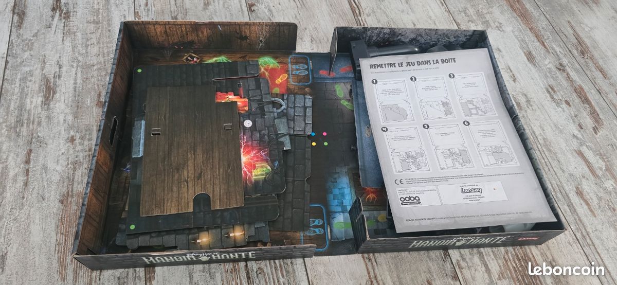 Jeu De Société PANIQUE Au Manoir Hanté - Version FR - Occasion - Parfait Pour Soirées Effrayantes !