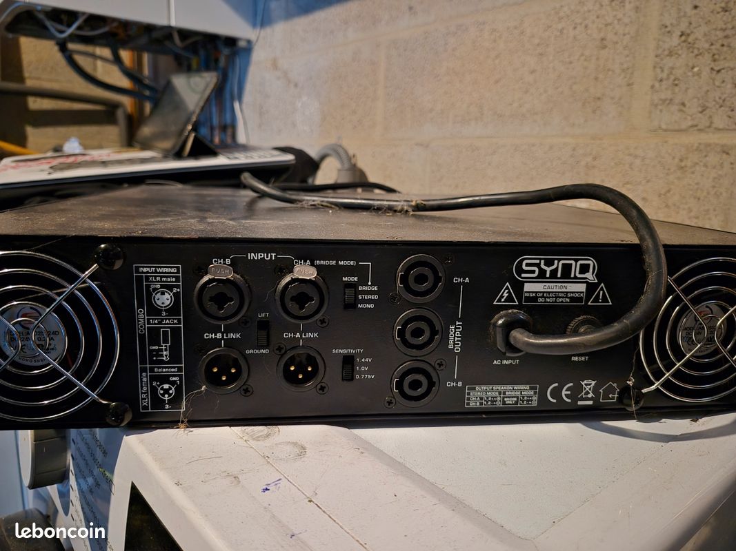 Ampli synq pe 1500 (image 2)