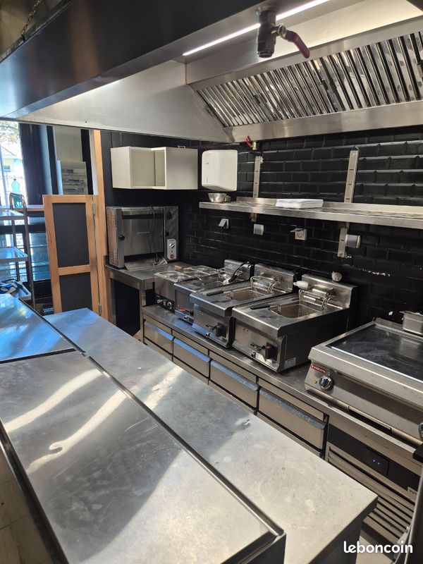 Local commercial 2 pièces 35 m² · à Grenoble · 35 m² · 35 000 €