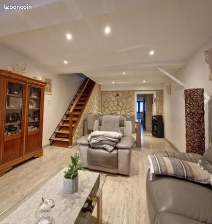 Maison 11 pièces 158 m²
