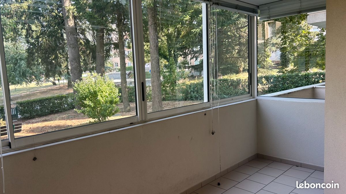Appartement 3 pièces 66 m² · à Saint-Bonnet-de-Mure · 65,9 m² · 250 000 €