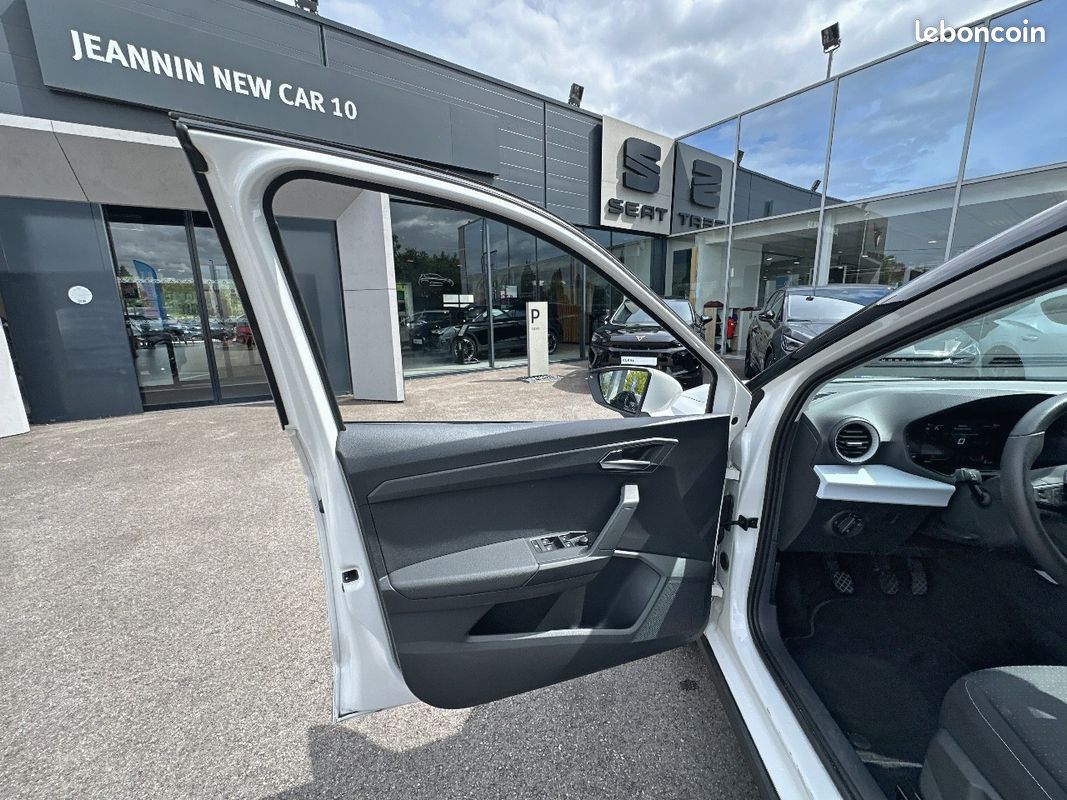 SEAT Arona 1.0 TSI 110 ch Start/Stop BVM6 Copa (image 21)