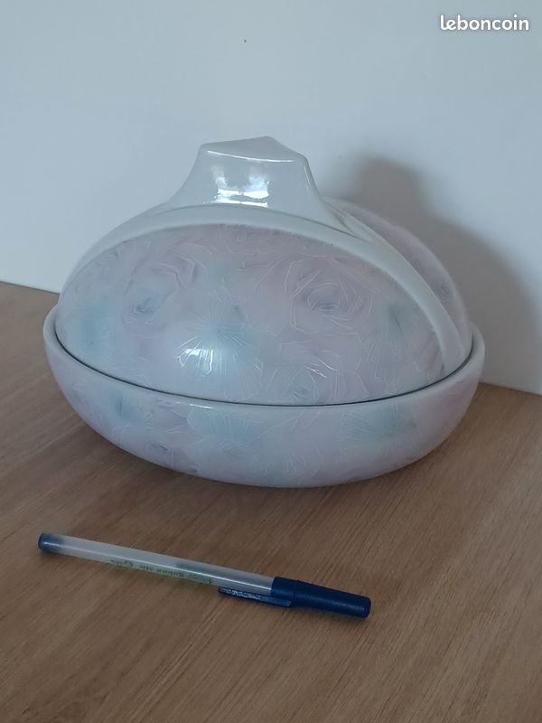 Bonbonnière porcelaine couleur pastel (image 1)