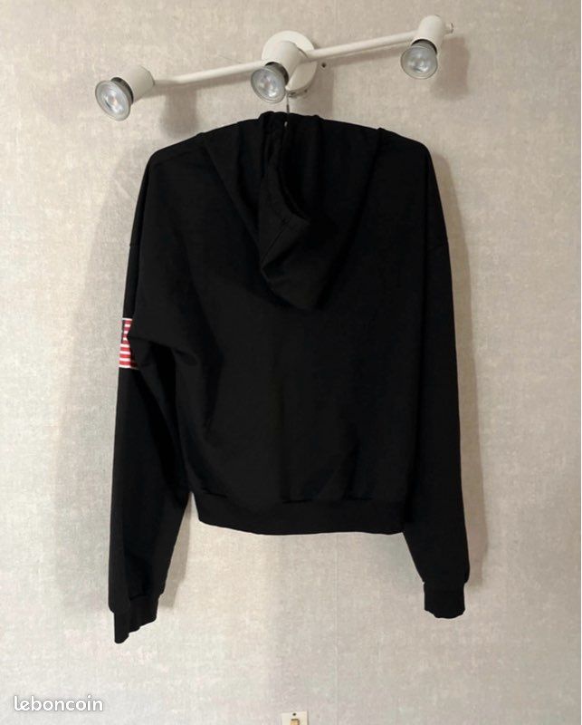 Sweat à capuche (image 3)