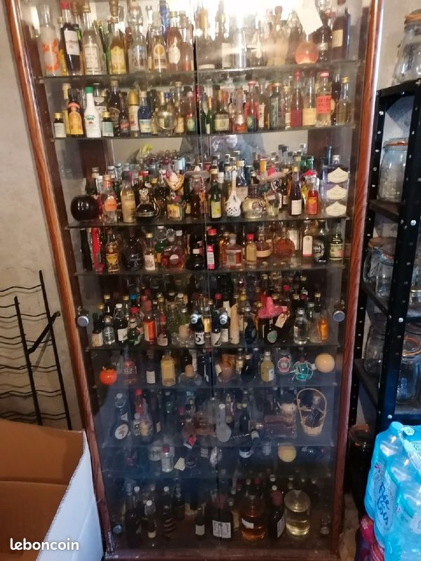 Vitrine (image 1)
