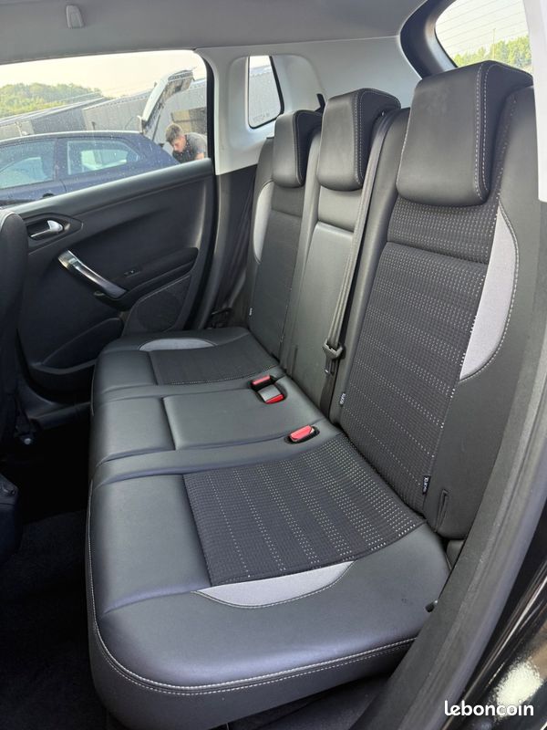 Peugeot 2008 1.6hdi 100 GT Line 2eme main tres propre (image 13)