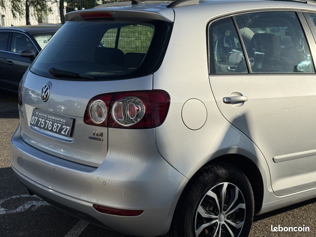 Volkswagen Golf Plus 1.6 TDI 105ch Confortline Garantie 6 Mois (image 13)