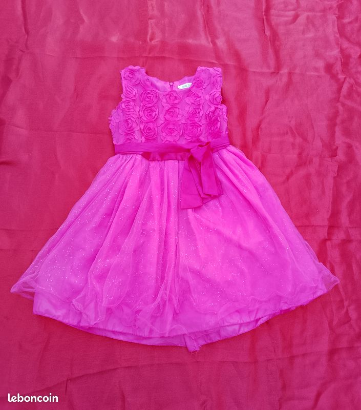 Robe rose (image 2)