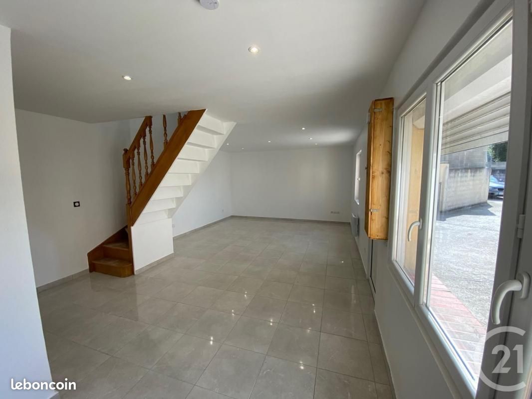 Appartement a louer mantes-la-ville - 3 pièce(s) - 63 m2 - Surfyn