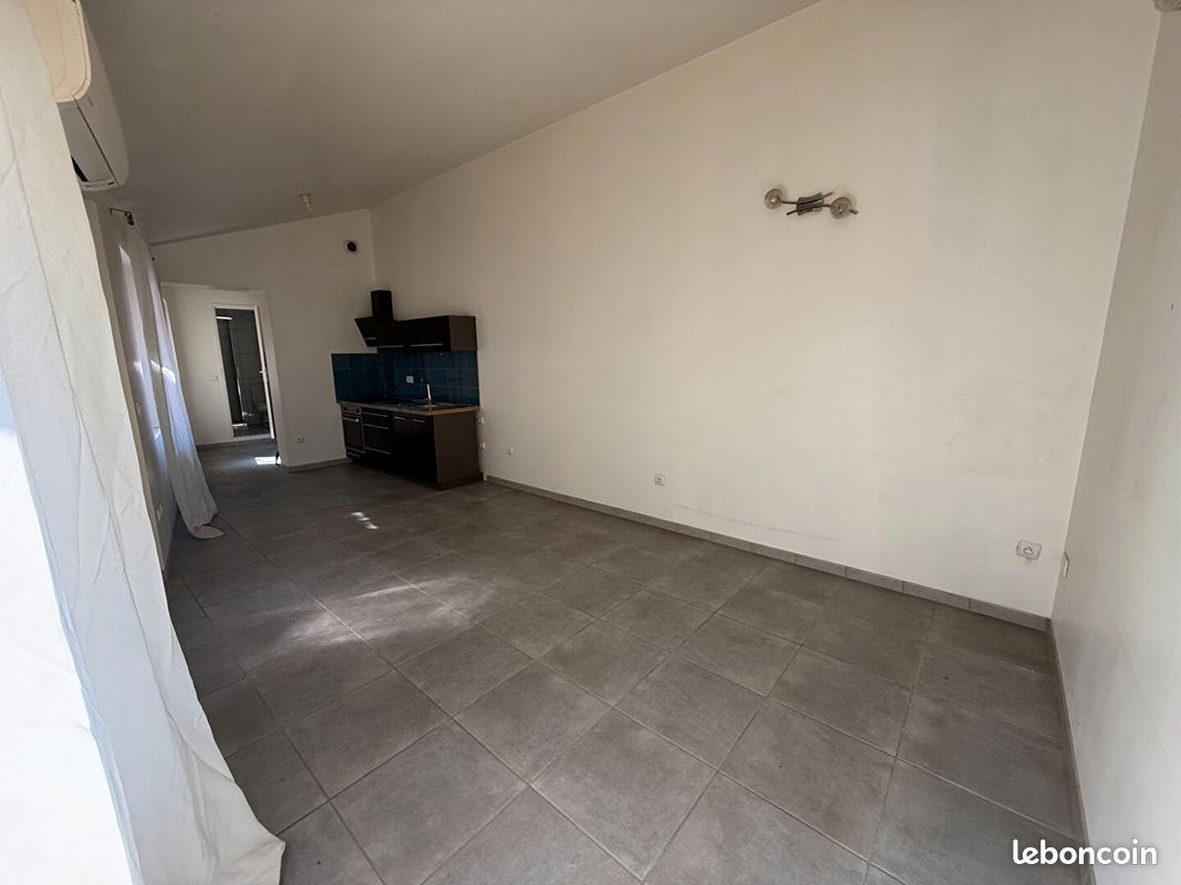 Appartement 2 pièces 33 m² · à Courthézon · 33 m² · 550 €/mois