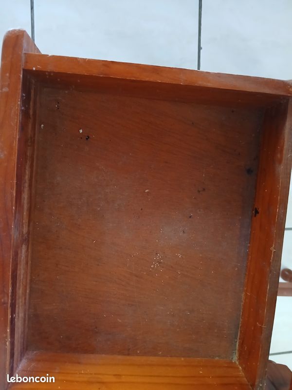 Table de chevet en bois 1 tiroir (image 3)