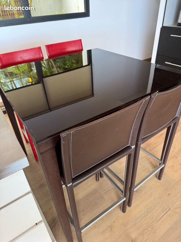 Table haute plus chaises (image 1)